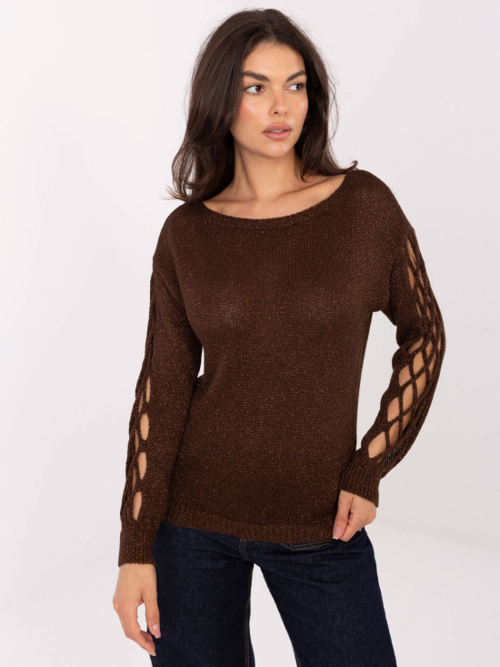 Elegant brown sweater with round neckline