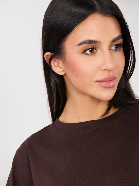 Women's brown cotton T-shirt with short sleeves