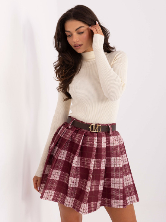 Ecru ribbed turtleneck sweater