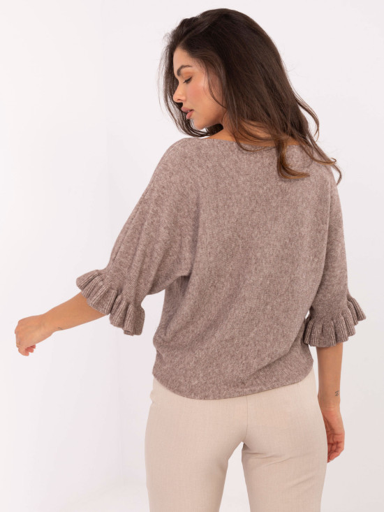 Elegant Beige Sweater with 3/4 Sleeves