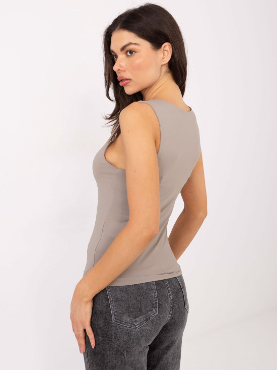 Beige sleeveless smooth top