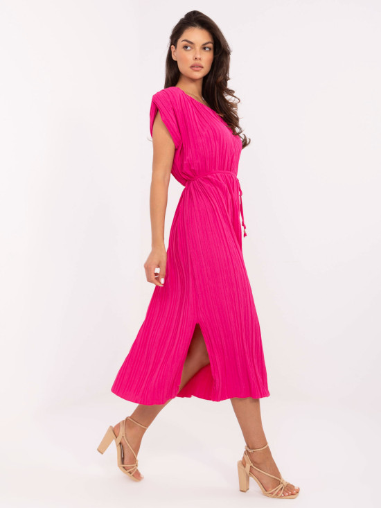 Elegant Midi Dress in Pink