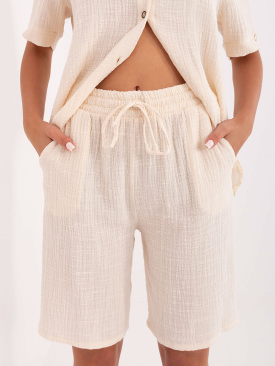 Stylish Set in Light Beige