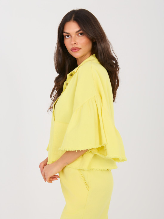 Short yellow denim jacket with ruffle and 3/4 sleeves