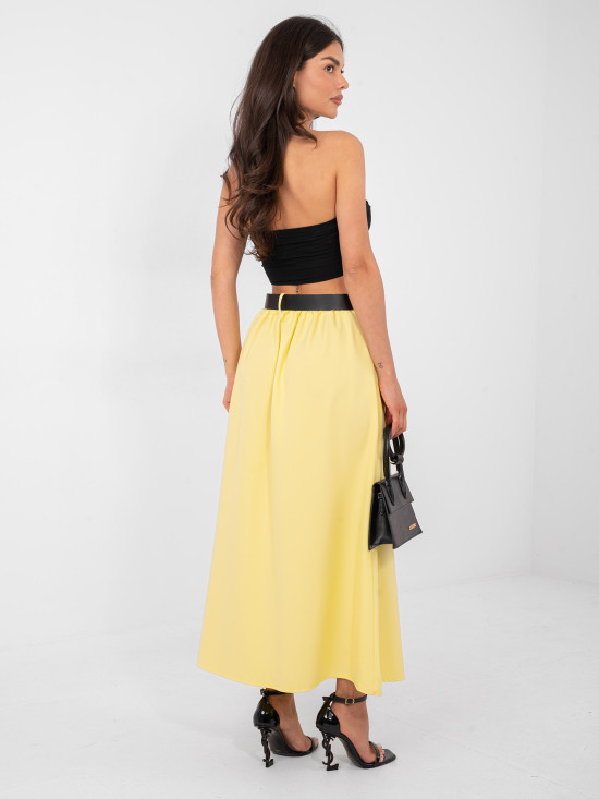 Elegant yellow maxi skirt with belt and pockets