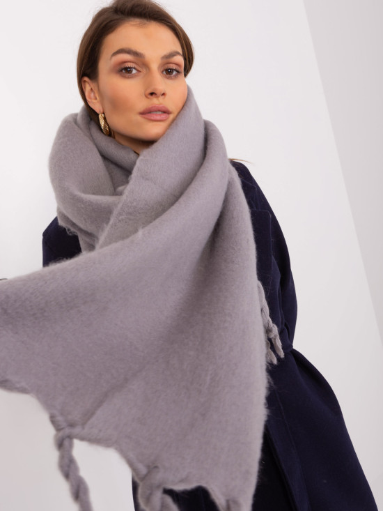 Elegant Gray Scarf