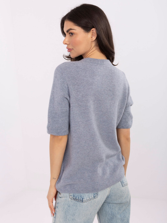 Grey smooth sweater with short sleeves