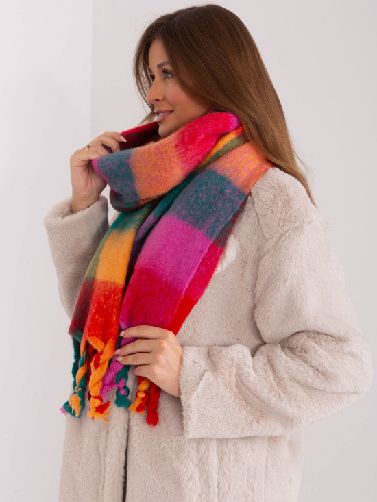 Elegant scarf in dark green color