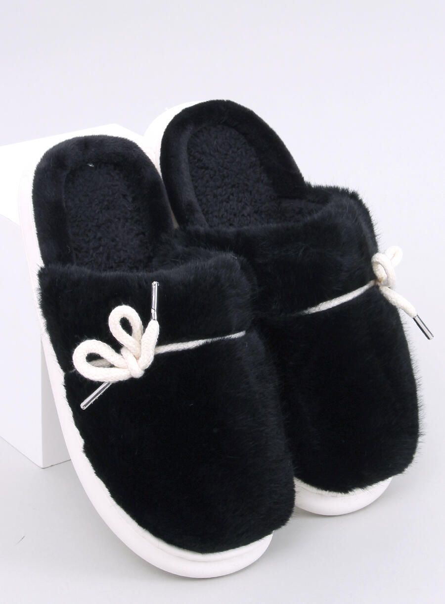 Black fur slippers