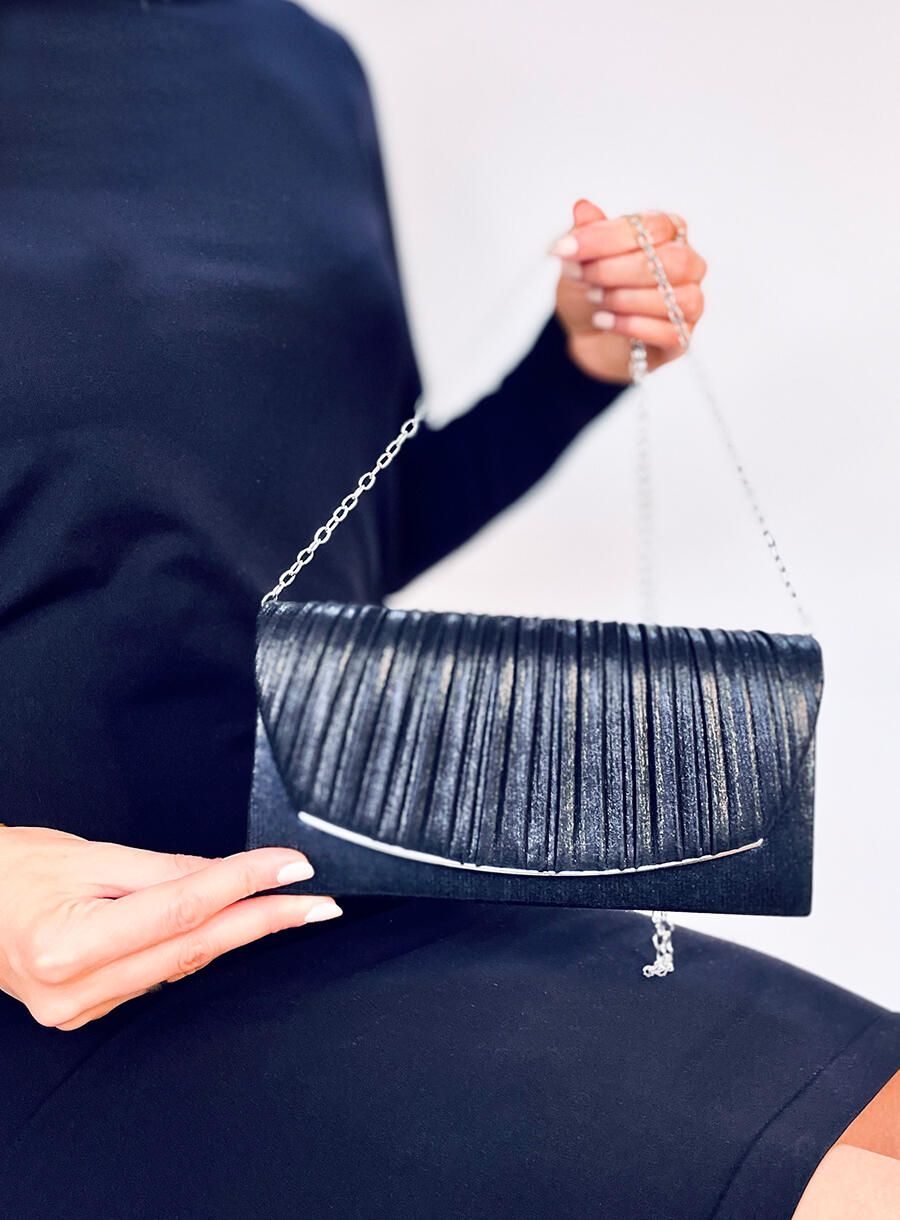 Black leaf social bag