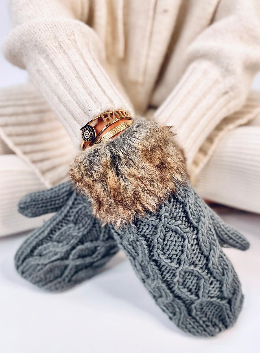 Dark grey mittens with knitted pattern