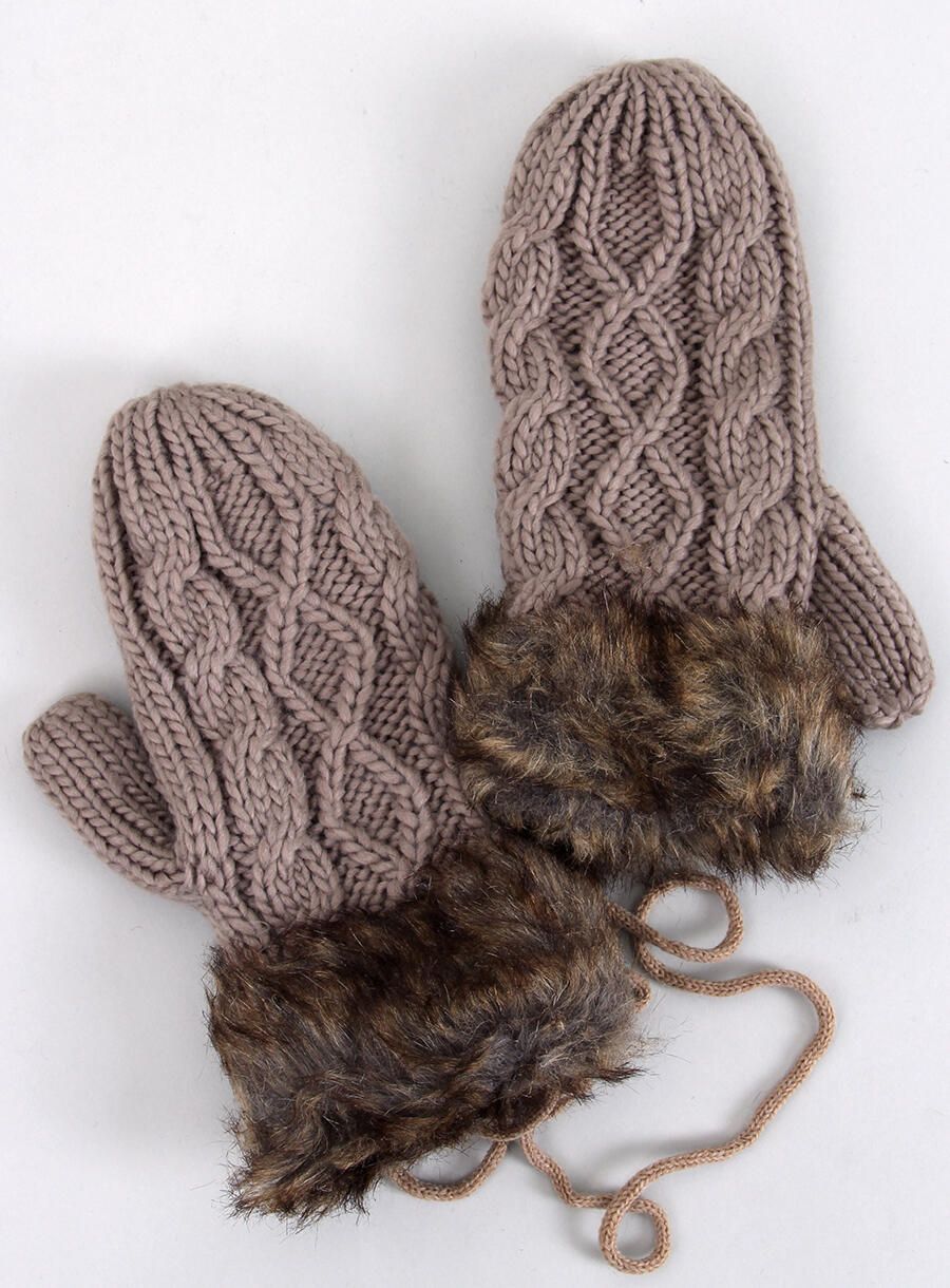 Mocca mittens with knitted pattern