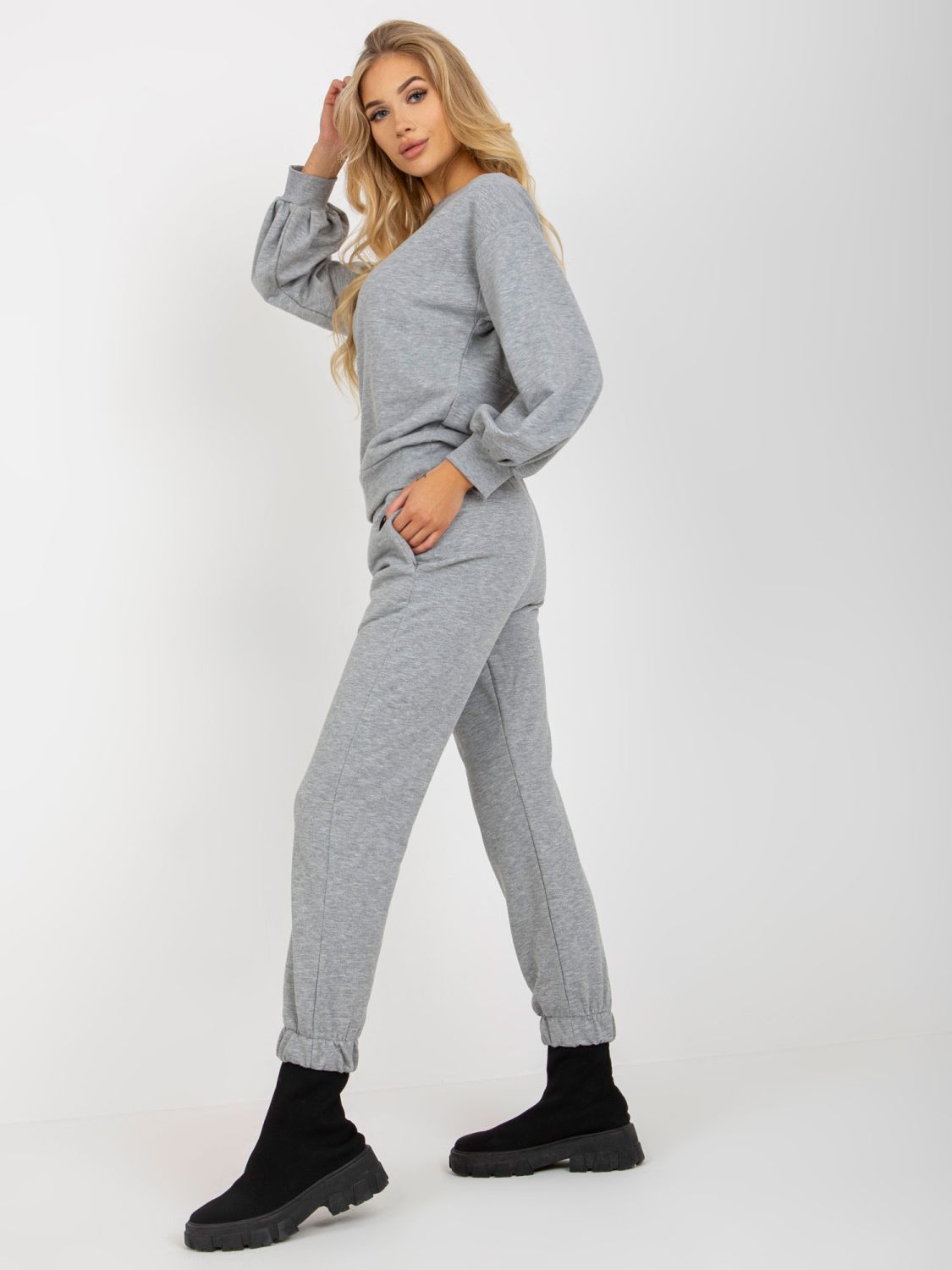 Gray Women's Casual Set with Sweatshirt and Pants