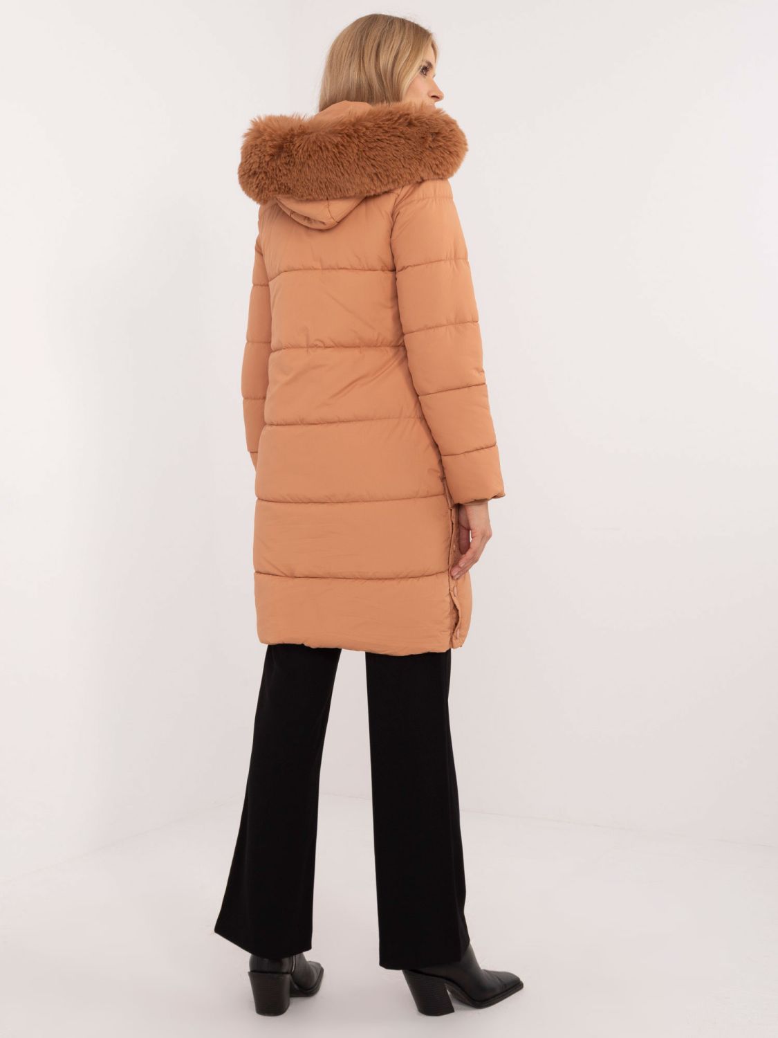 Comfortable Winter Jacket with Detachable Hood