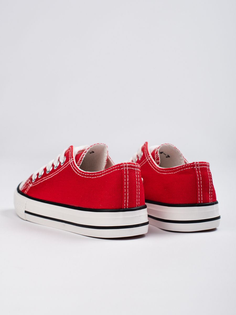 Classic lacing children's sneakers red