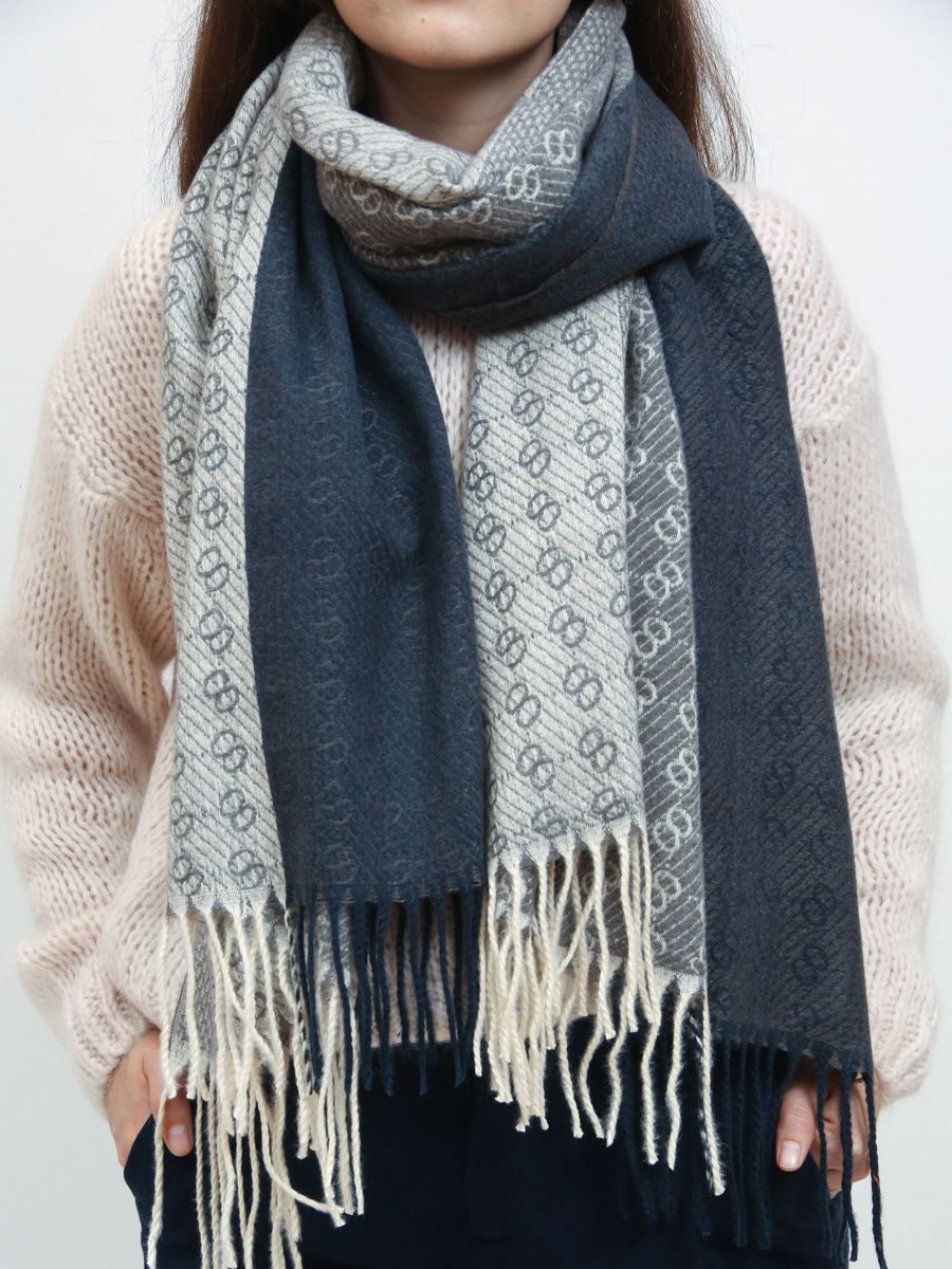 Blue-grey patterned scarf