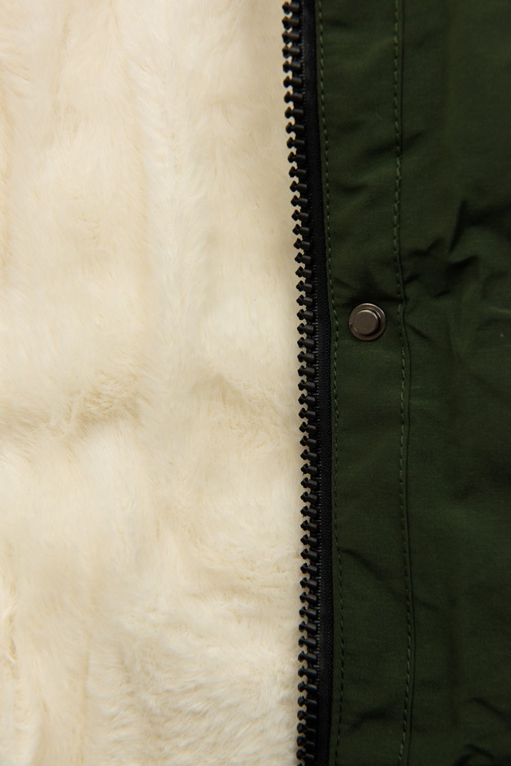 Khaki parka with ecru warm lining