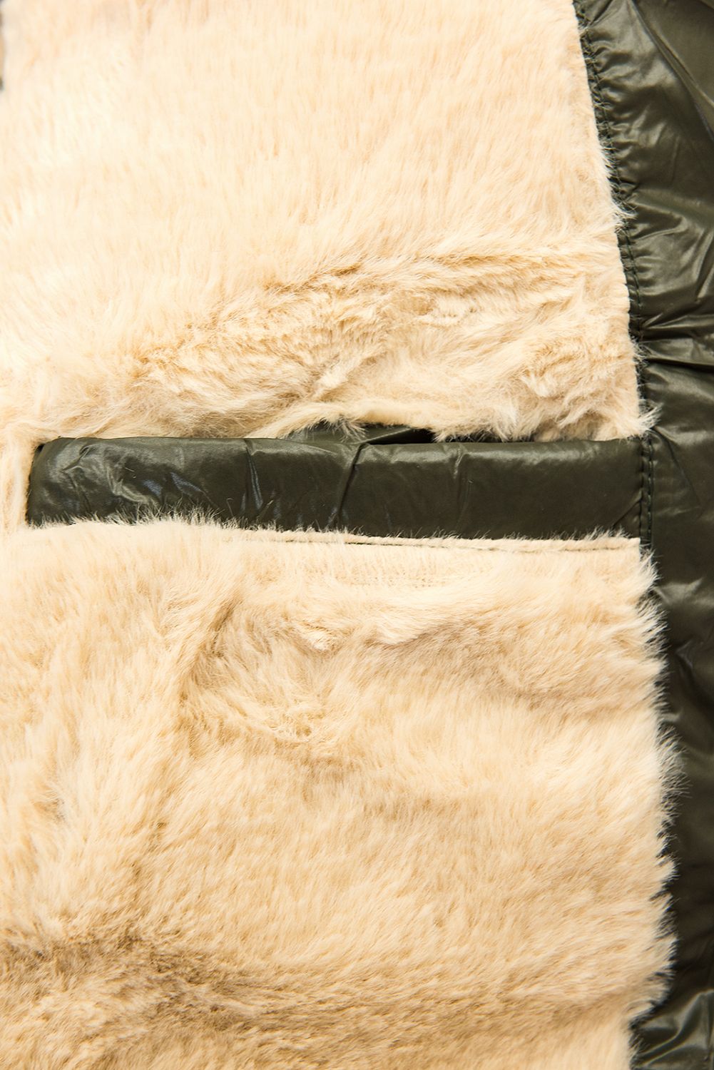 Belted winter jacket in khaki/beige