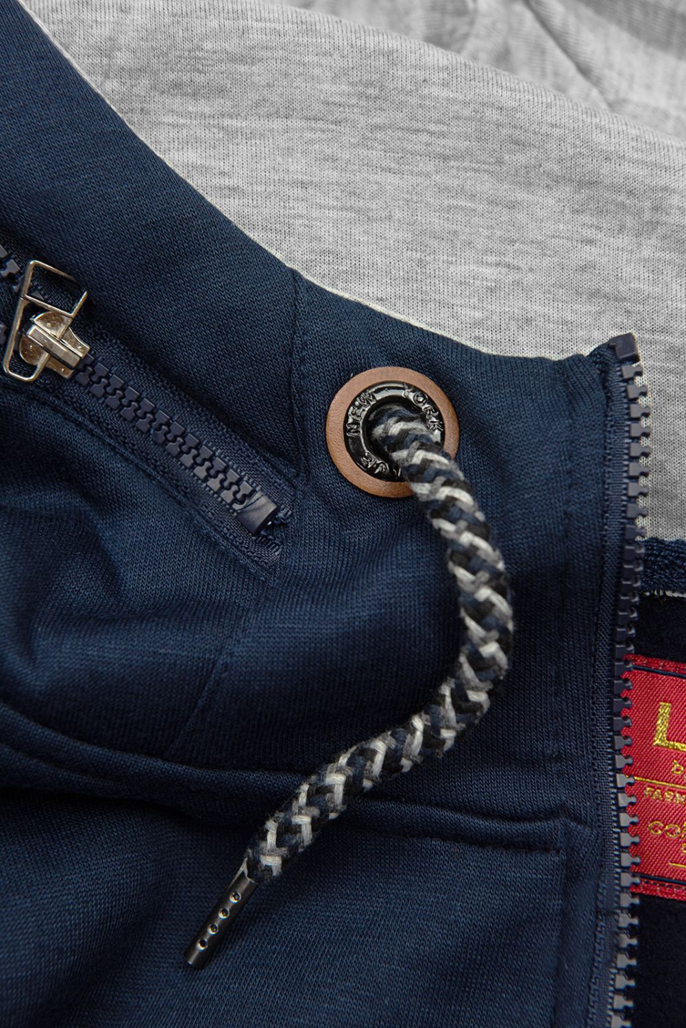 Navy elongated hoodie in shaped cut