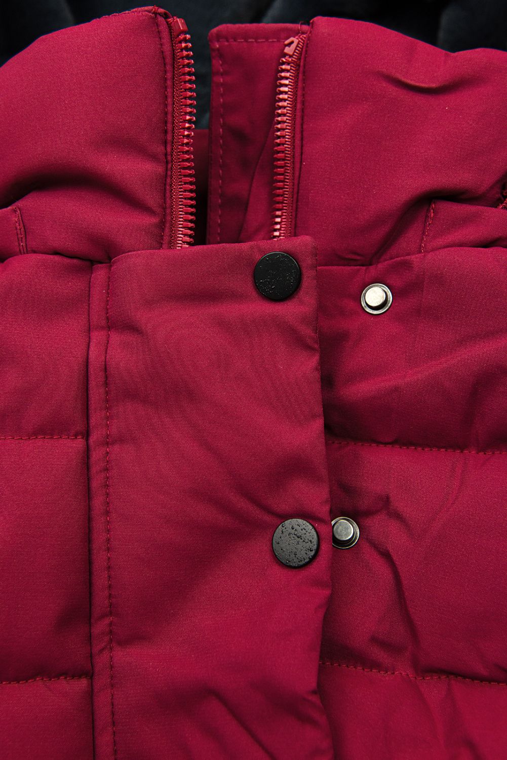 Wine red winter jacket with belt