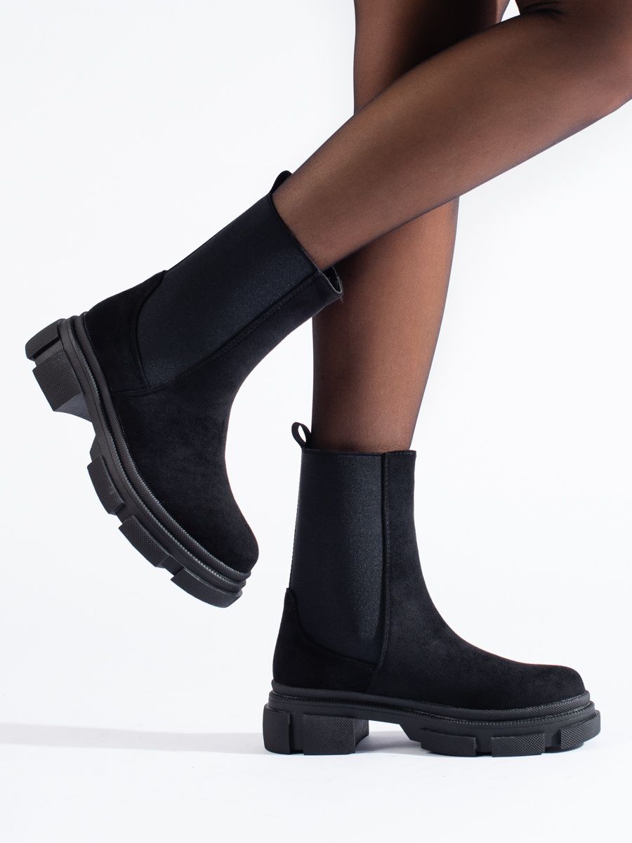 Black women's suede chelsea boots