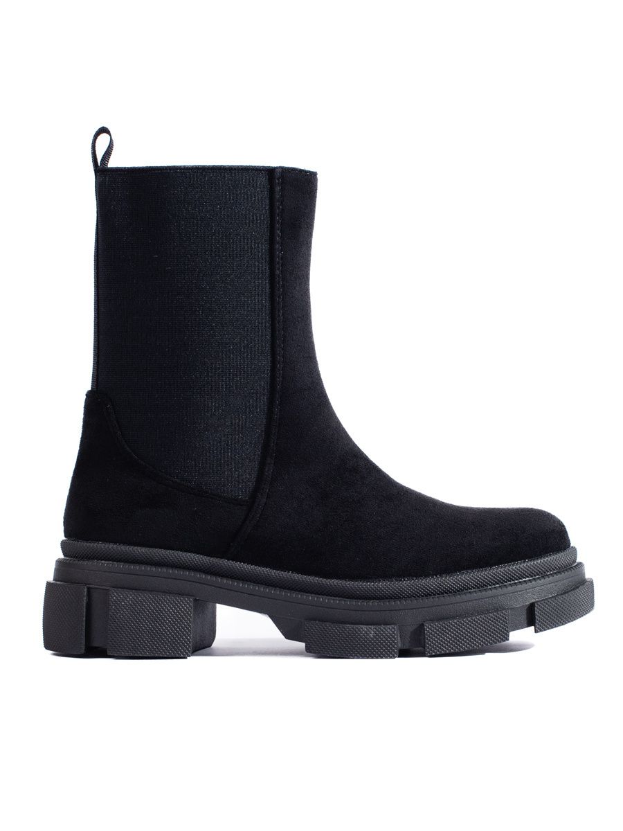 Black women's suede chelsea boots