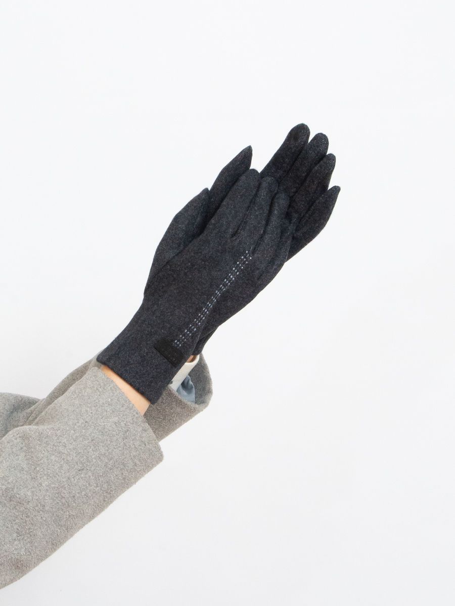 Grey warm ladies' gloves