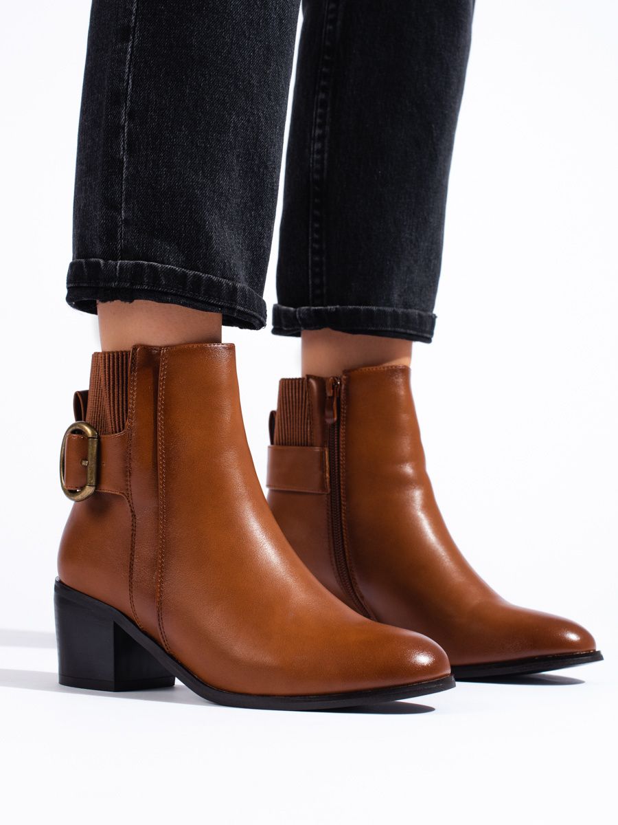 Brown elegant ankle boots with buckle