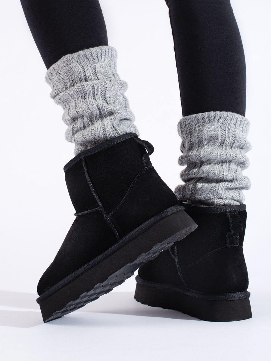 Women's suede snow boots on a platform black