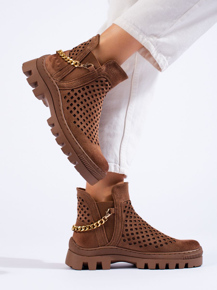 Brown low suede boots with chain