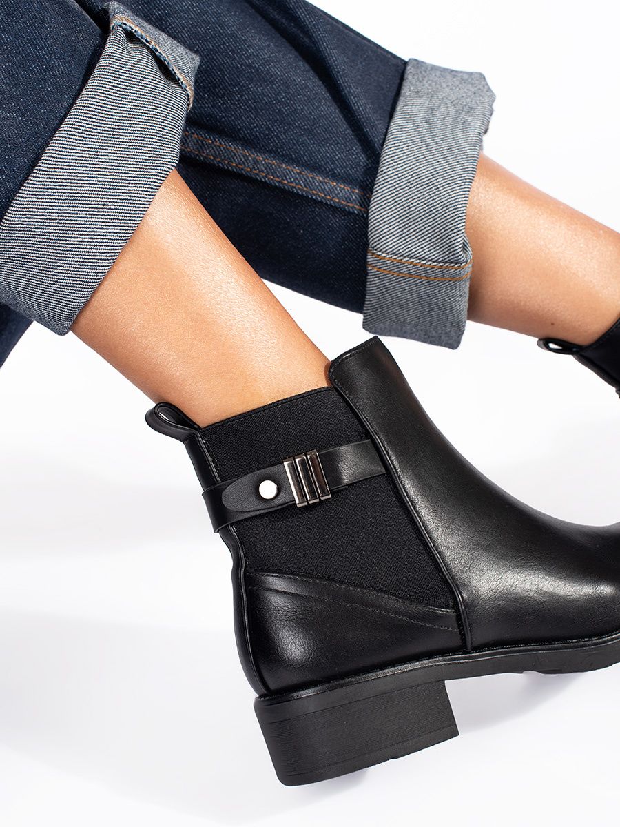 Black Women's Ankle Boots with Low Heel