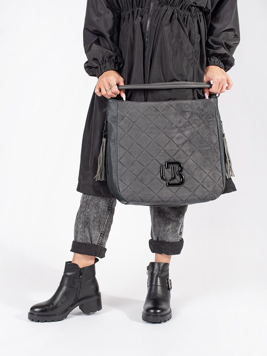 Black Leather Ankle Boots with Heel and Decorative Buckle