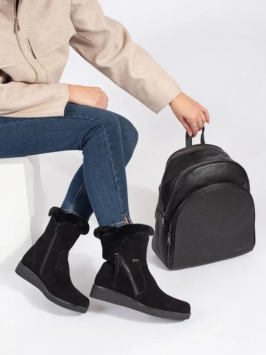 Black Classic Women's Backpack