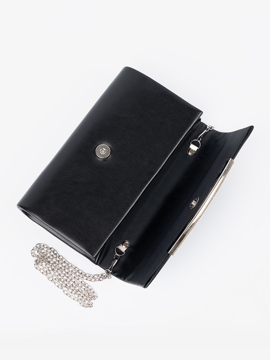 Elegant Black Handbag with Chain