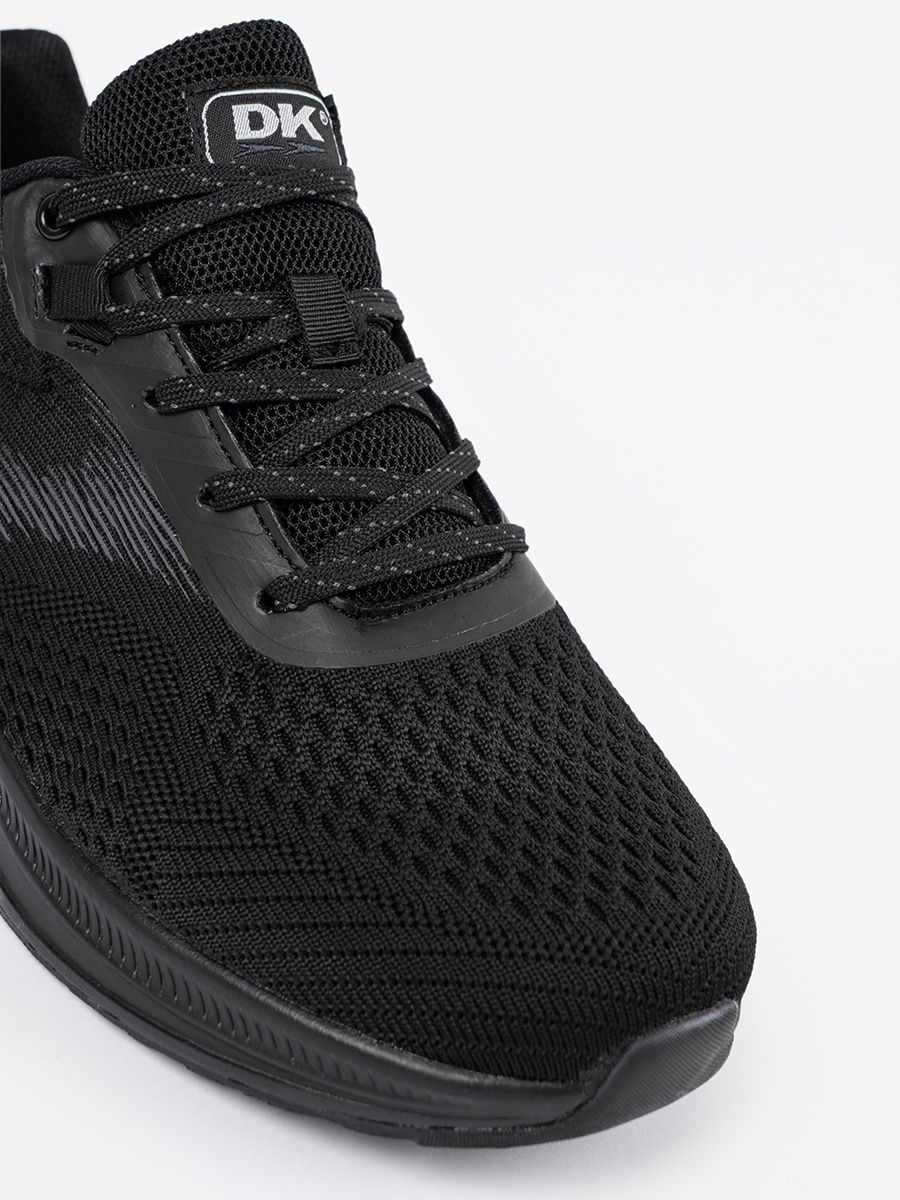 Lightweight Black Sports Shoes