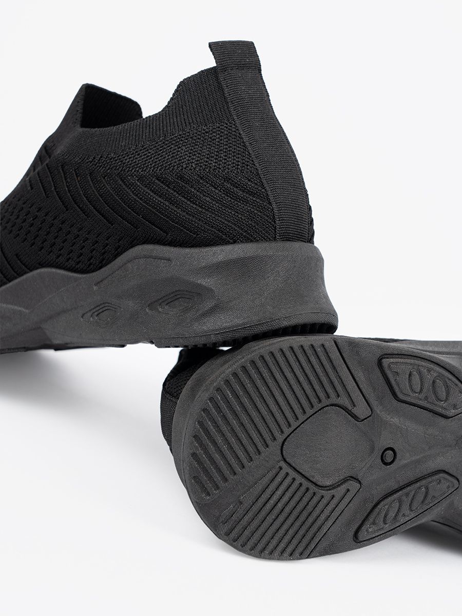 Black Sneakers LIBERO