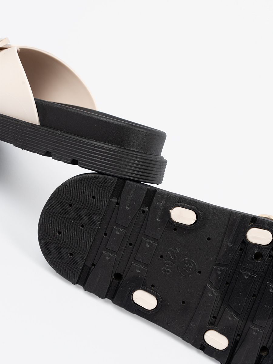 Light Beige Sandals with Golden Buckle