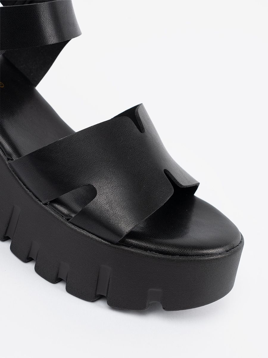 Black High Platform Sandals