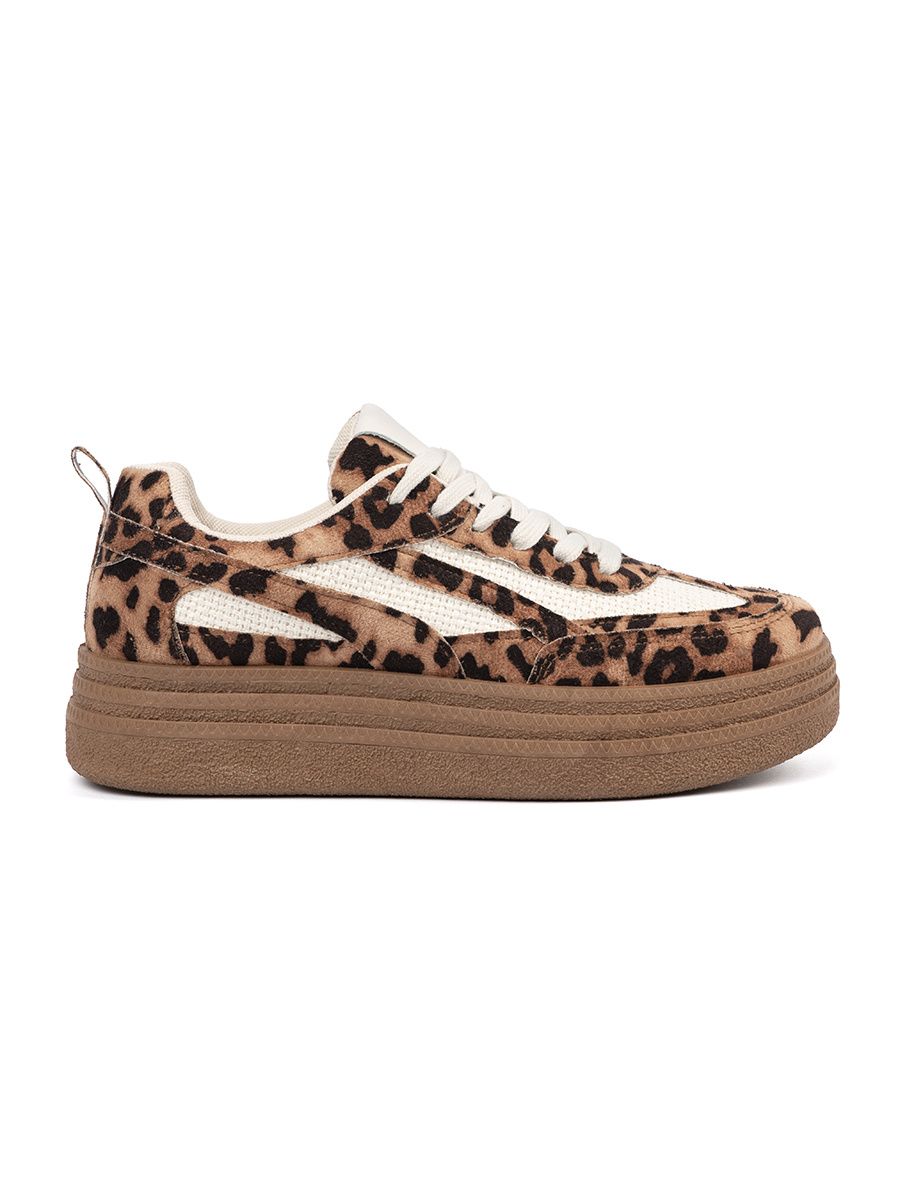 Women's Sneakers in Leopard Print