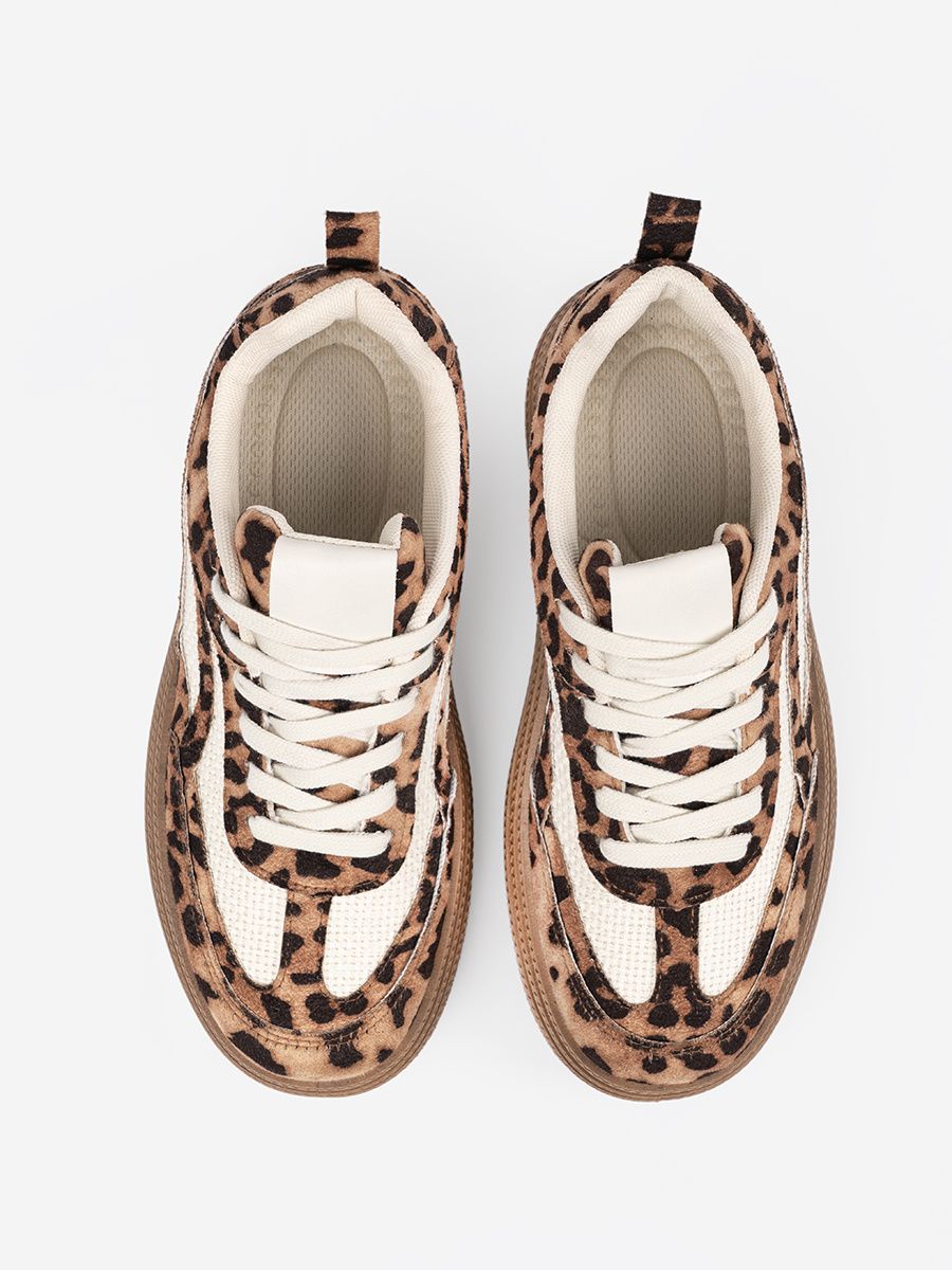 Women's Sneakers in Leopard Print