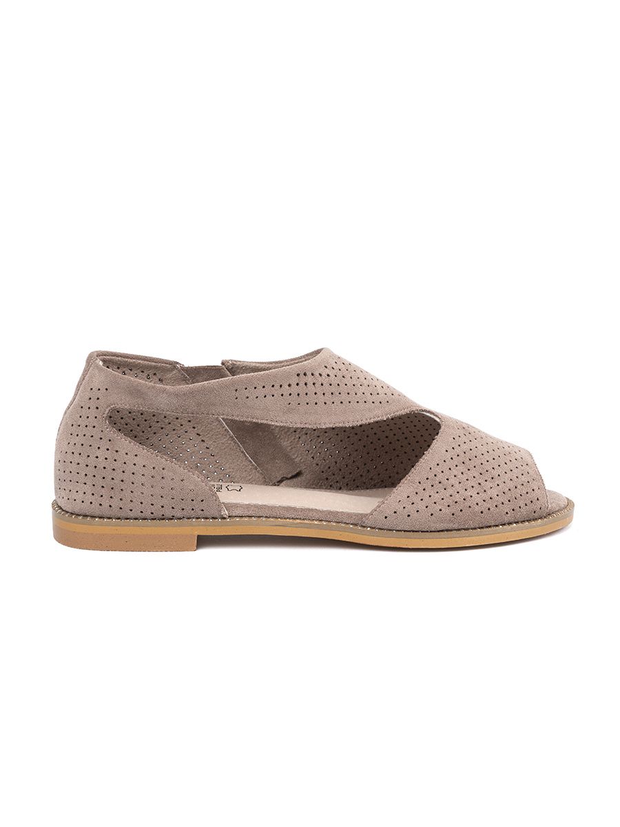 Elegant Perforated Flat Sandals in Beige