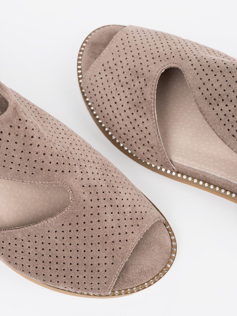 Elegant Perforated Flat Sandals in Beige