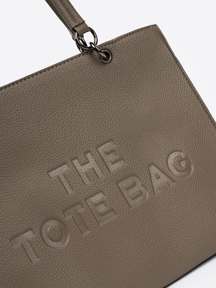 Elegant Handbag with Designer Accent