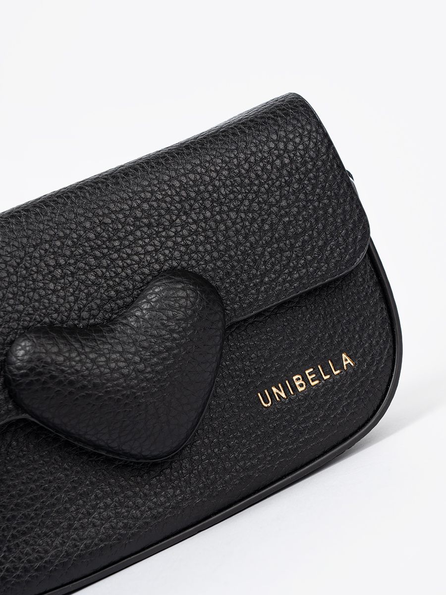 Elegant Black Handbag with Decorative Closure