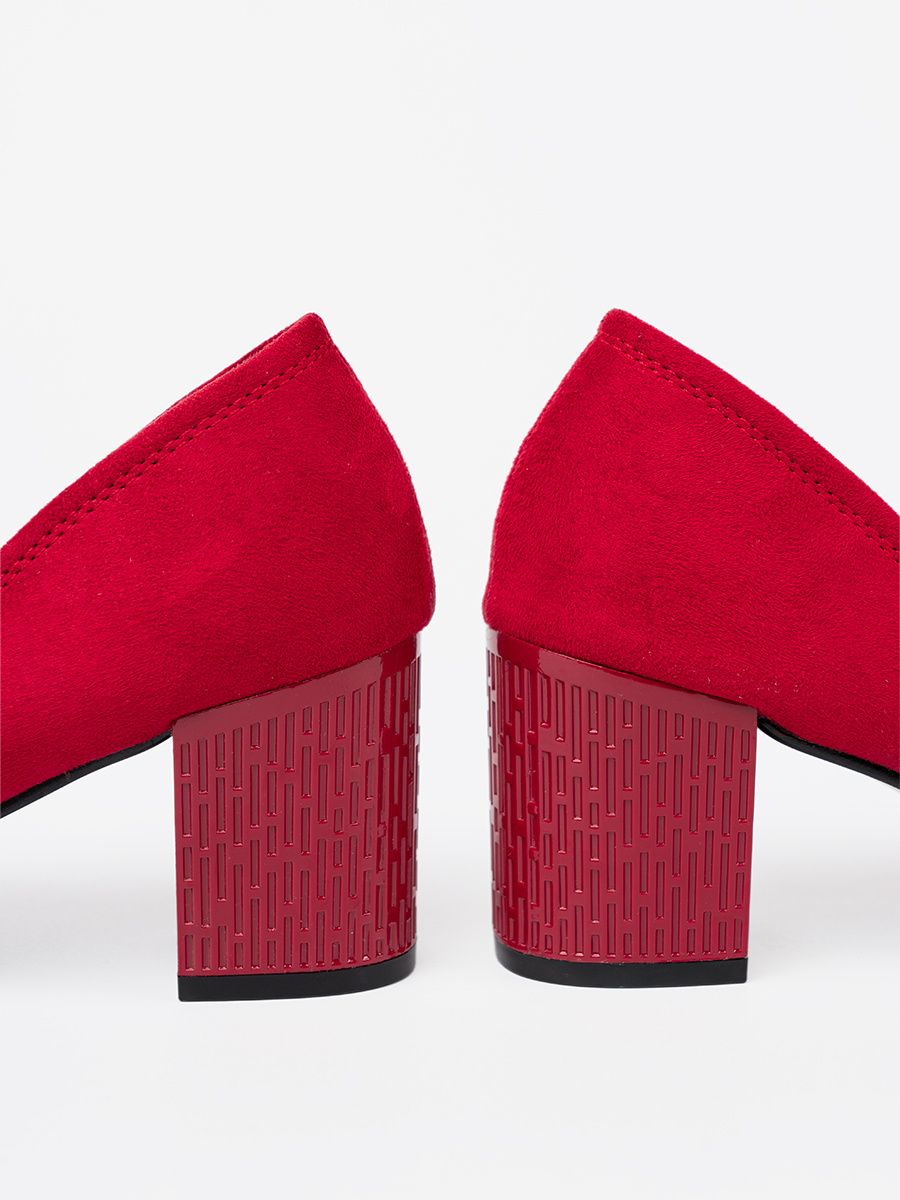 Elegant Heels with Decorative Block Heel