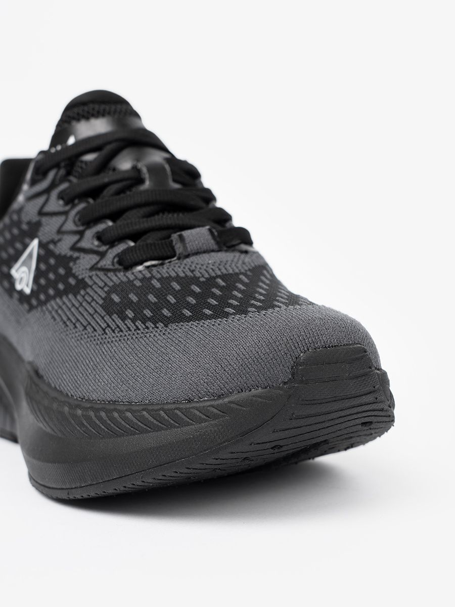 Lightweight Black Sneakers with Breathable Upper McArthur