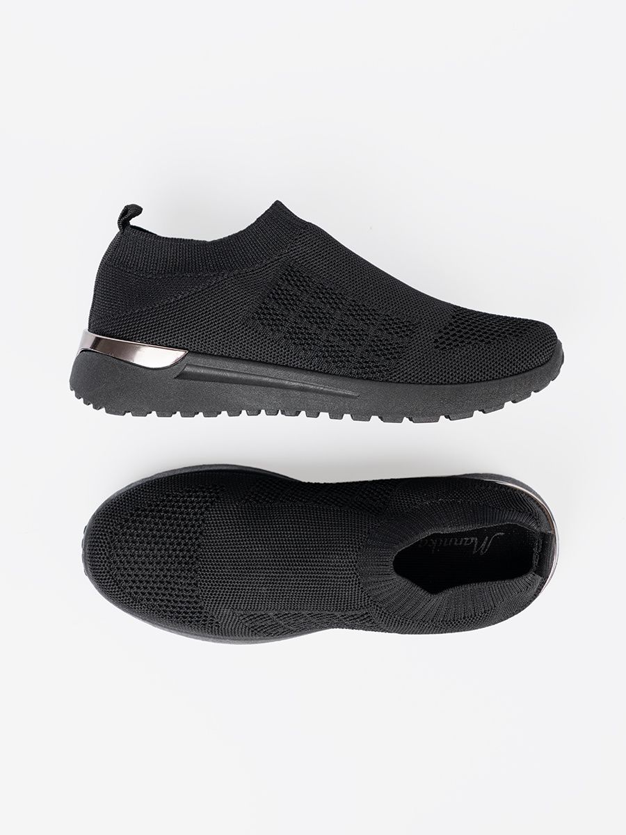Black Sporty Slip-On Sneakers with Mesh Upper