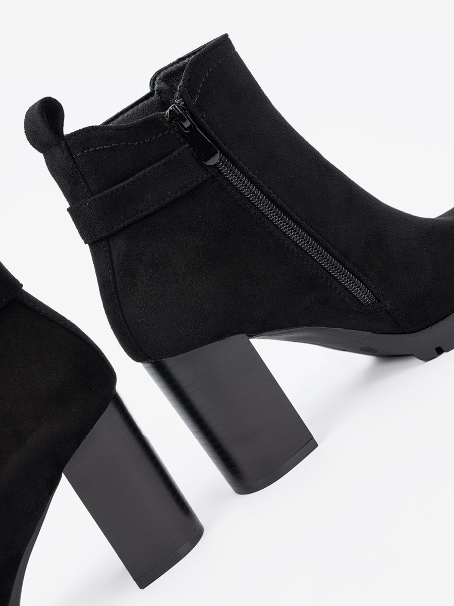 Black Ankle Boots with Block Heel and Decorative Buckle