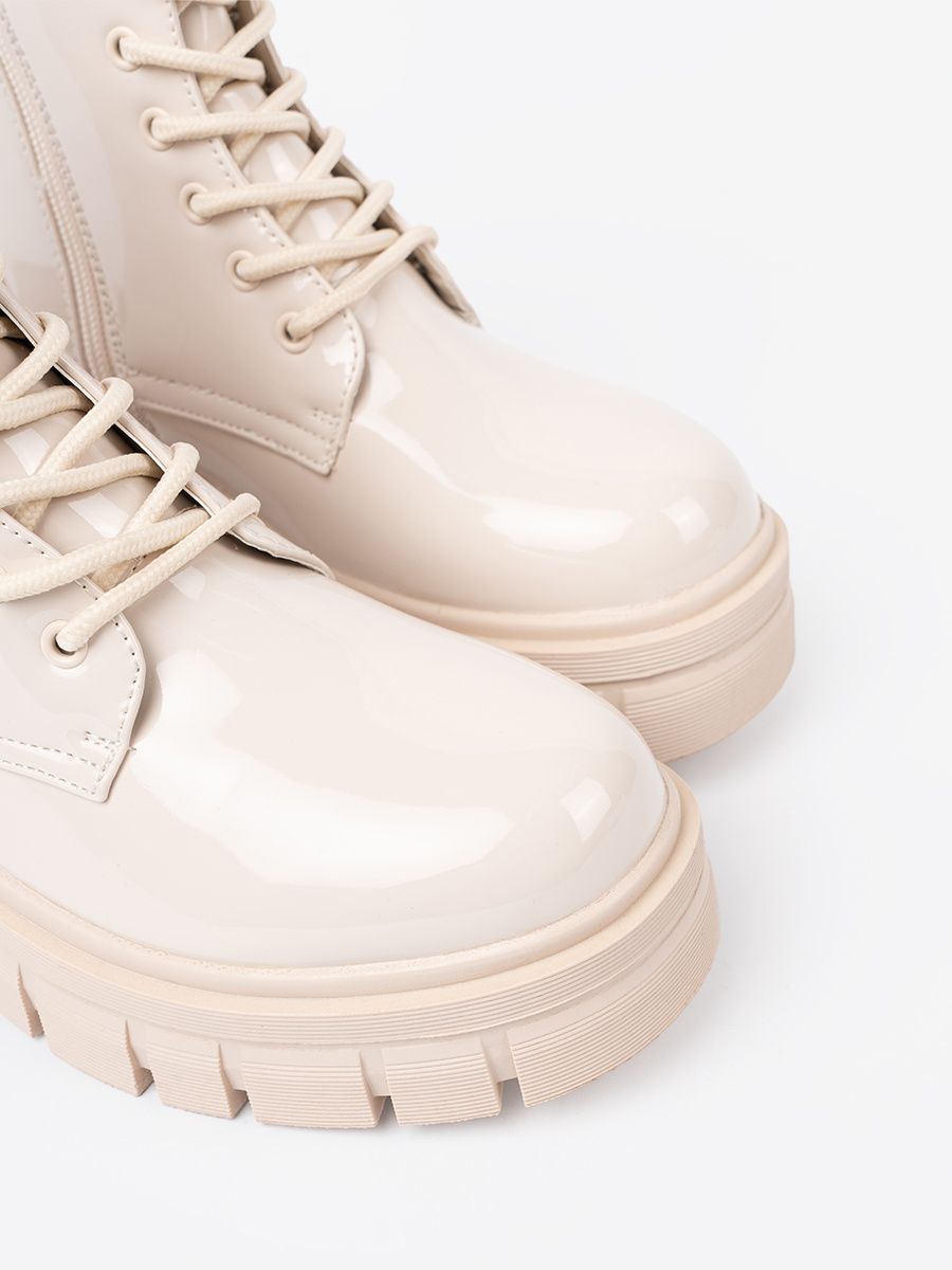 Stylish Patent Ankle Boots in Light Beige