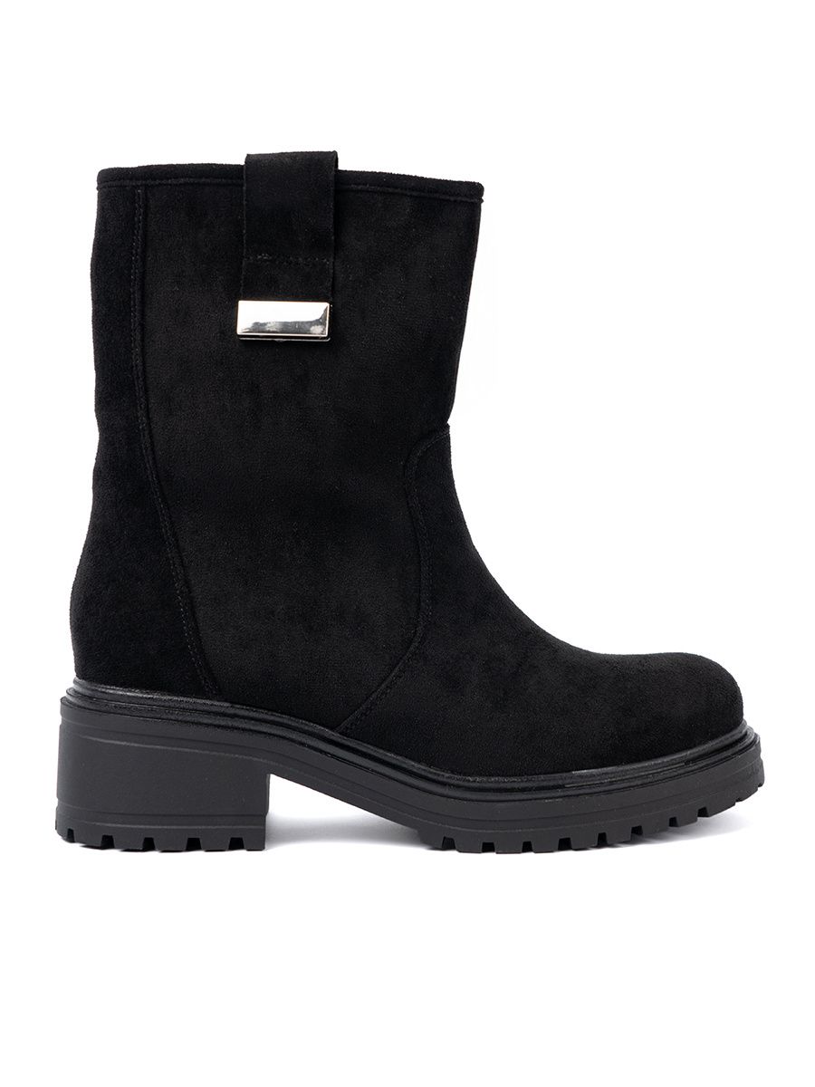 Black Ankle Boots with Chunky Sole